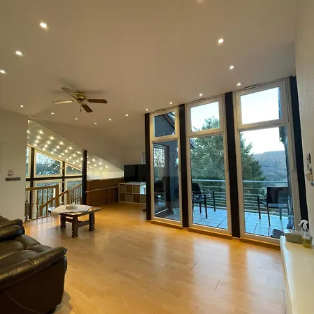 Διαμέρισμα Elegant Retreat With Mountain Panorama And Tranquility *